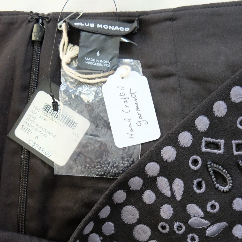 Club Monaco Skirt - Picture 4 of 4